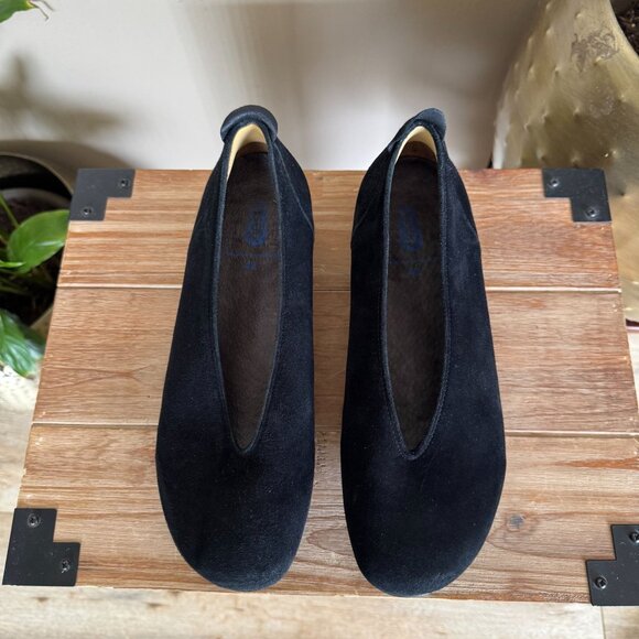Wolkey Black Suede Slip on Comfort Rubber Bottom Sole Ballet Flats Size 10.5 - Picture 4 of 16